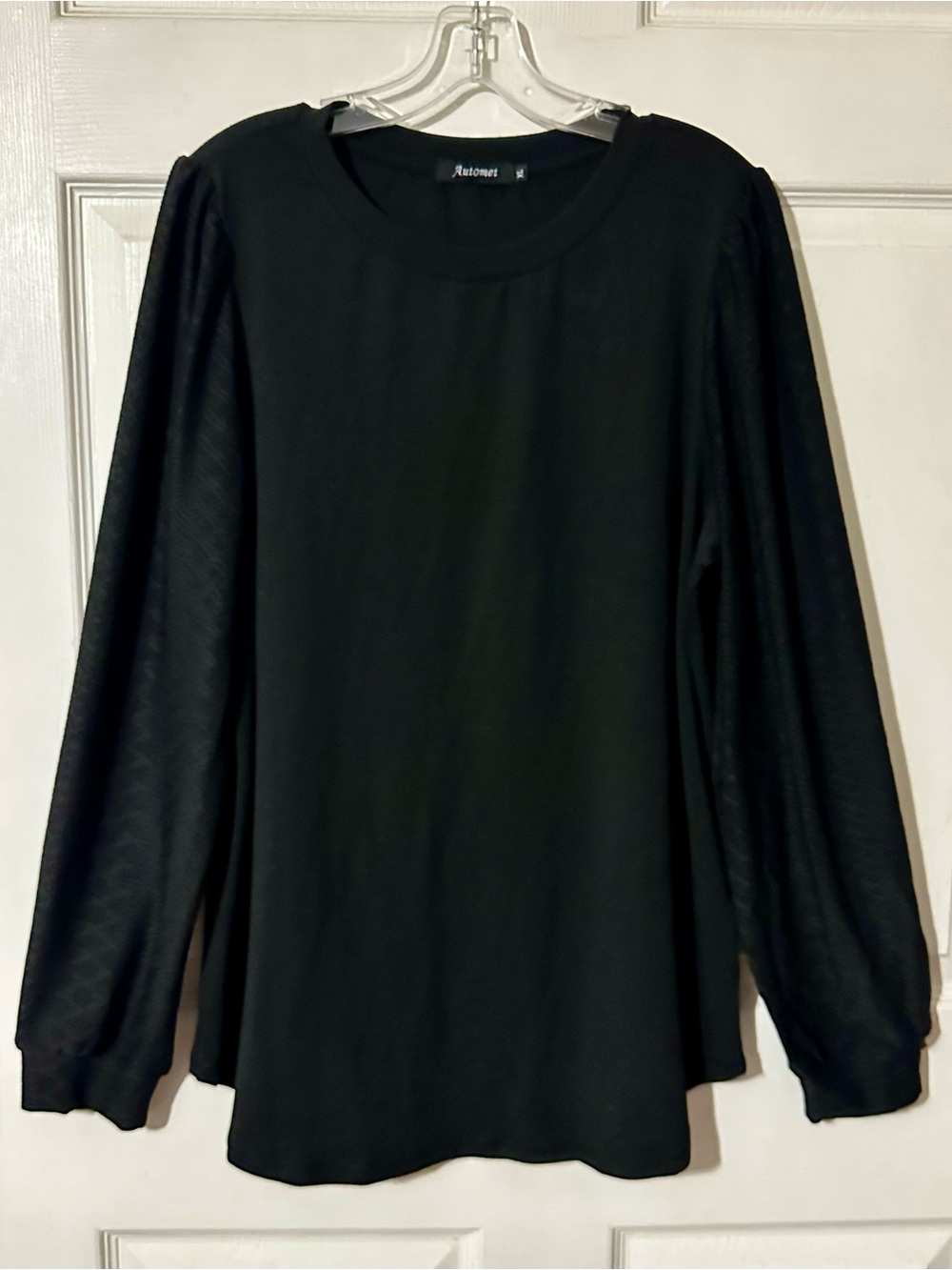 Avenue Black Long-Sleeve Crew Neck Women's Top